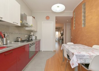 Trecate 1-8.JPG - Quadrilocale via trecate 15, Torino (zona Pozzo Strada) - foto 14