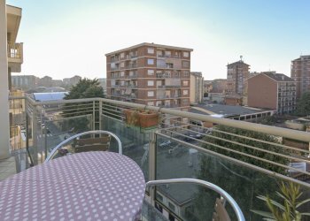 Trecate 1-22.JPG - Quadrilocale via trecate 15, Torino (zona Pozzo Strada) - foto 28