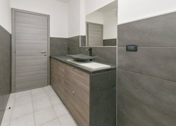 Pietro cossa 2-5.JPG - Quadrilocale Via Pietro Cossa 293/40, Torino - foto 26