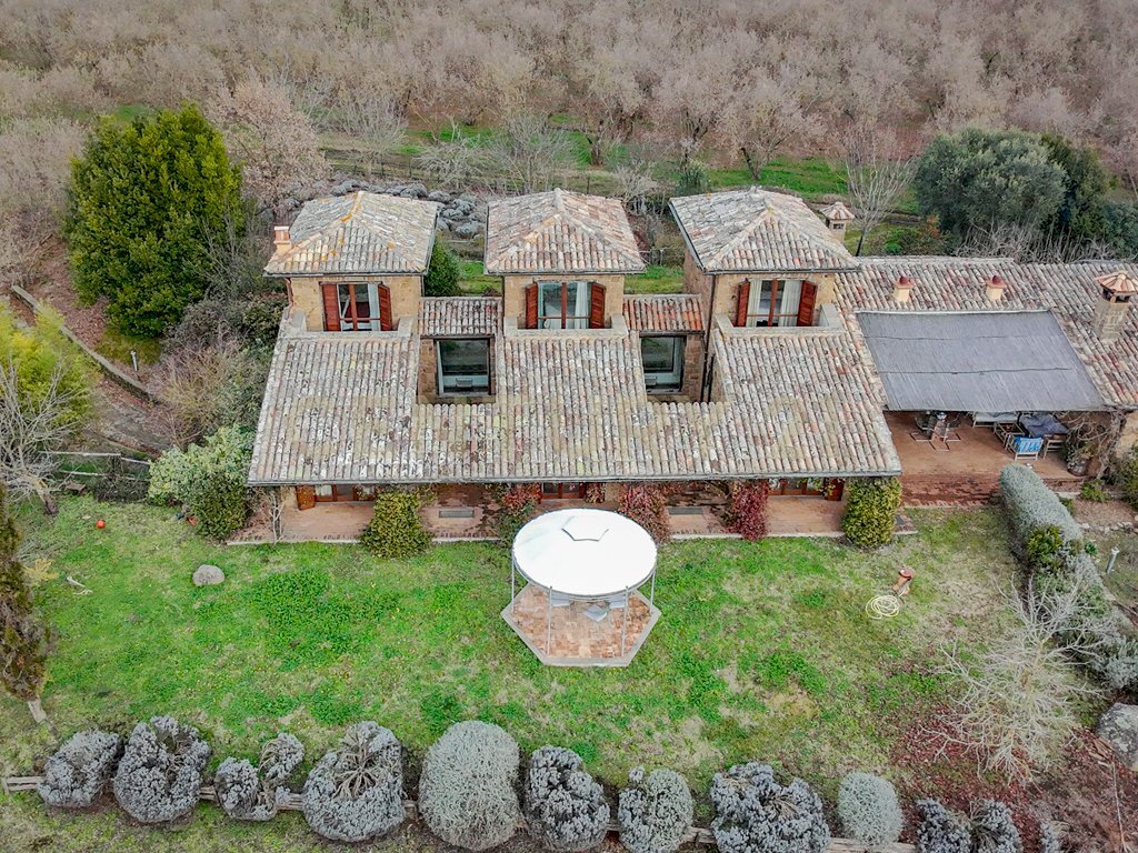 Drone-2.jpg - Villa Località Campo Rotondo snc, Capranica - foto 1