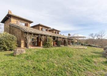 Esterni  (5).jpg - Villa Località Campo Rotondo snc, Capranica - foto 22