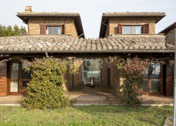 Esterni  (9).jpg - Villa Località Campo Rotondo snc, Capranica - foto 26