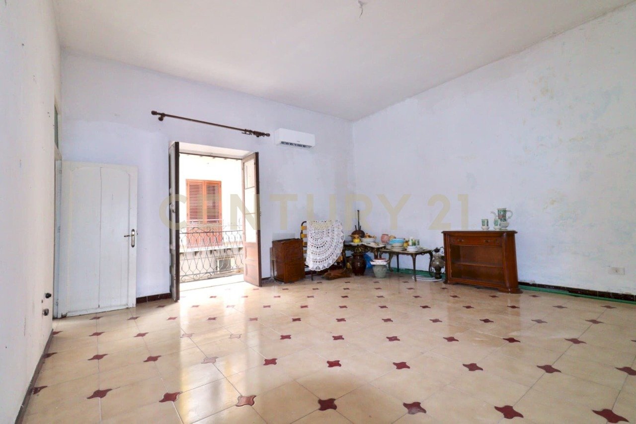 WhatsApp Image 2025-12-22 at 15.29.37.jpeg - Porzione di casa Via Badalamenti 115, Carini - foto 1