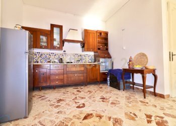 WhatsApp Image 2025-12-22 at 15.29.40 (1).jpeg - Porzione di casa Via Badalamenti 115, Carini - foto 7