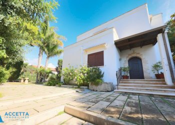 giardino - Villa Via Girasoli 292, Taranto - foto 1