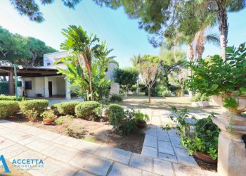 giardino - Villa Via Girasoli 292, Taranto - foto 2