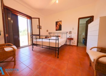 camera da letto - Villa Via Girasoli 292, Taranto - foto 19