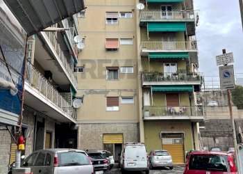 Negozio Via Sant'alberto, 48R 
 Sestri Ponente, Genova (zona Sestri Ponente) - foto 3