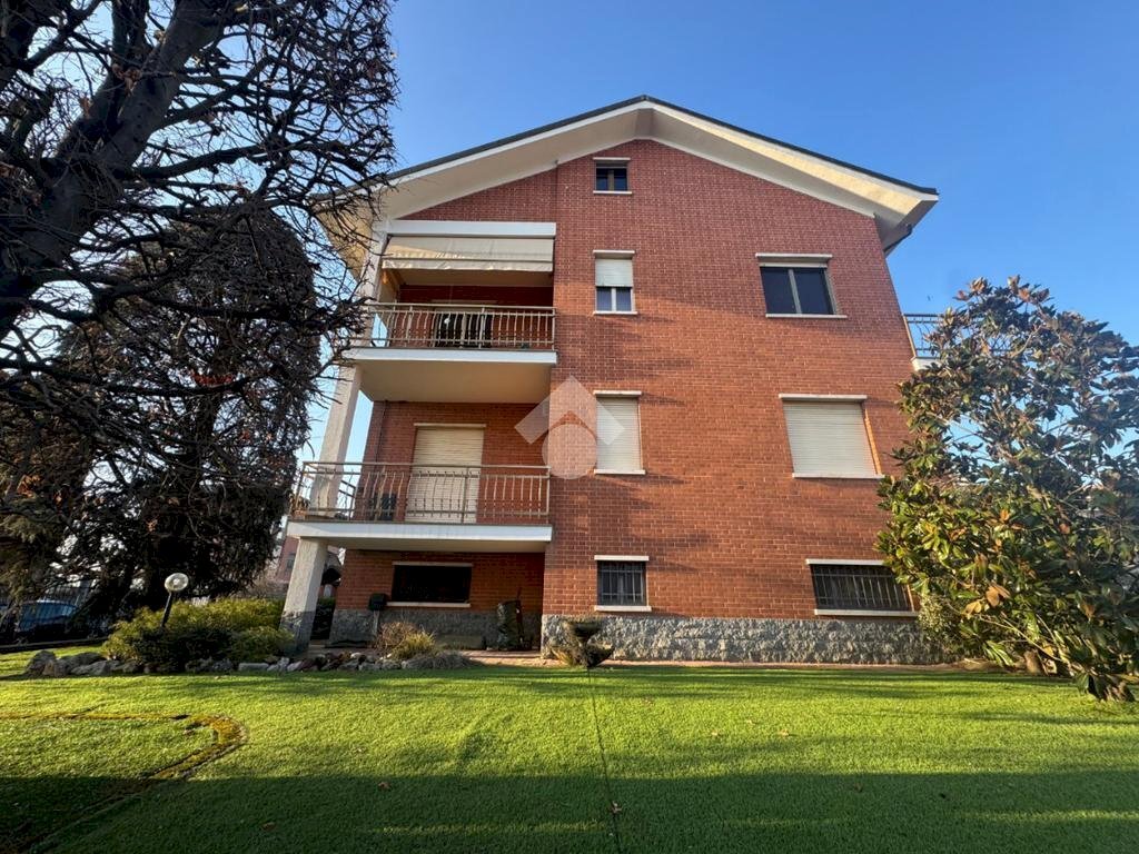 Villa Via Gozzano, Carmagnola - foto 1