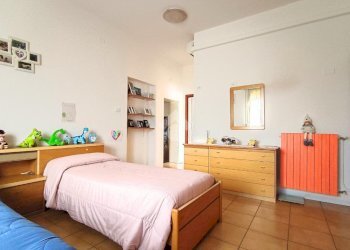 Portion of a house Via Murri, Molinella - photo 30