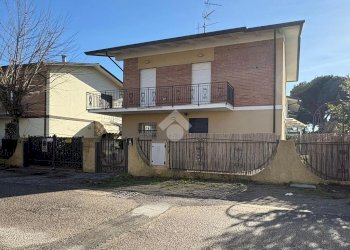 Villa Viale L.B. Alberti, Cesenatico - foto 2