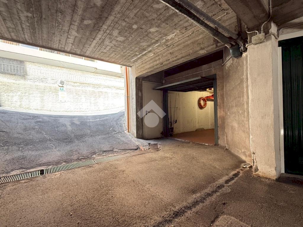 Box Passeggiata Trento e Trieste, Ventimiglia - foto 1