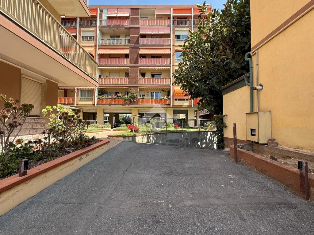 Box Passeggiata Trento e Trieste, Ventimiglia - foto 3