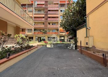 Box Passeggiata Trento e Trieste, Ventimiglia - foto 3