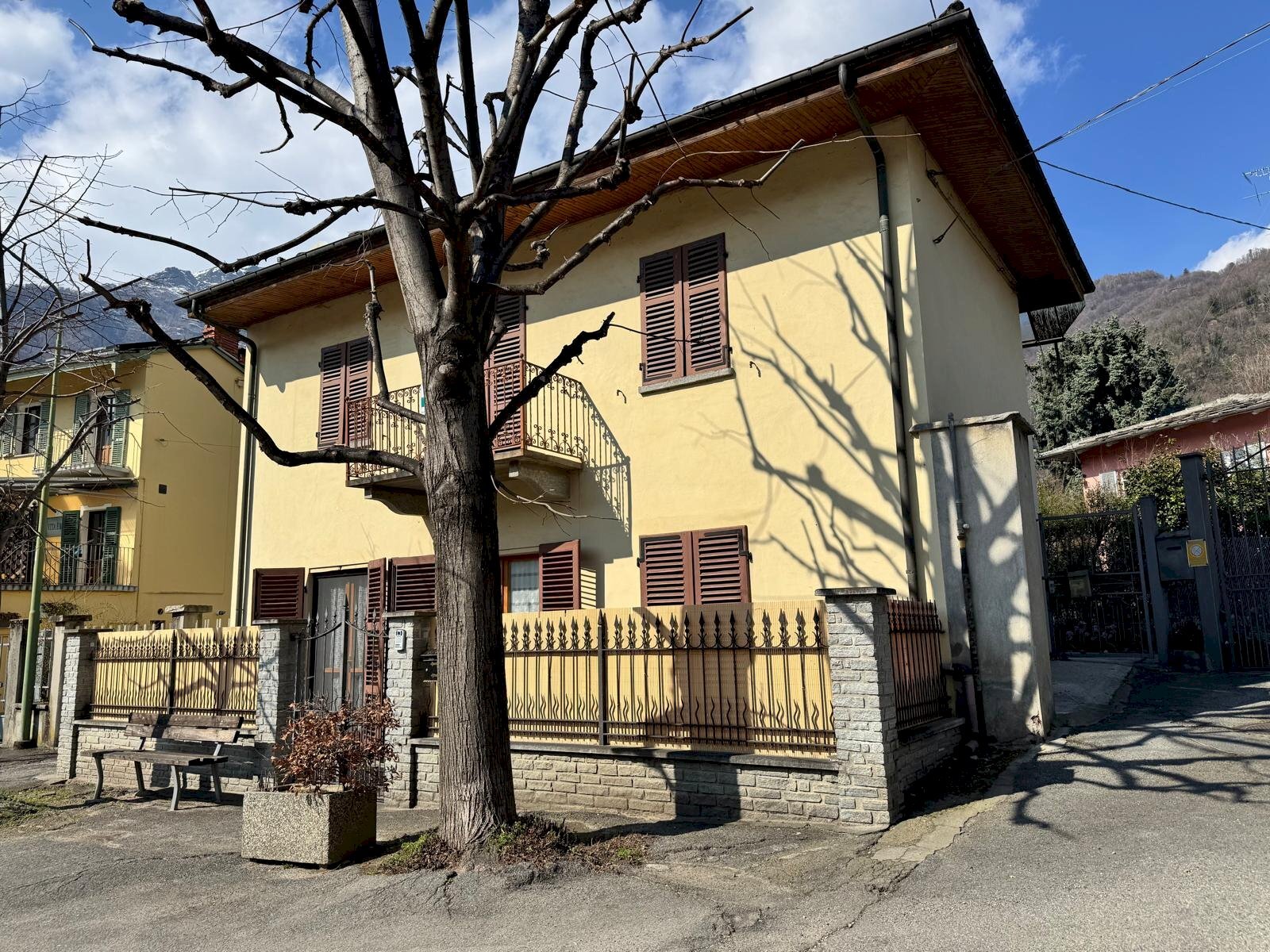 Casa indipendente piazza montenero, 4, Torre Pellice - foto 2