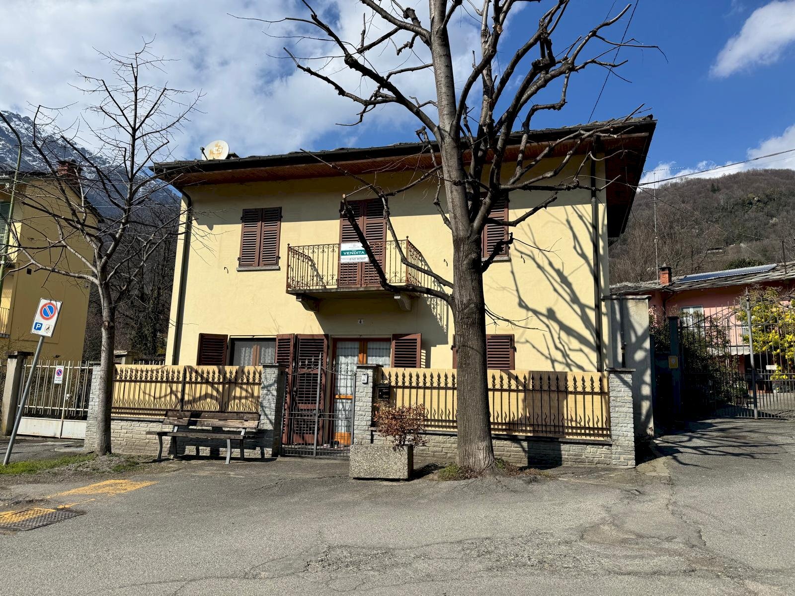 Casa indipendente piazza montenero, 4, Torre Pellice - foto 3