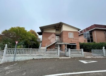 Villa Via A. Grandi, Castelnuovo Rangone - foto 23