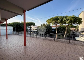 Three-room apartment Viale tritone, hamlet Pinarella, Cervia - photo 11