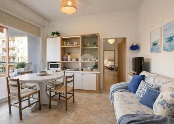 Three-room apartment Viale tritone, hamlet Pinarella, Cervia - photo 1