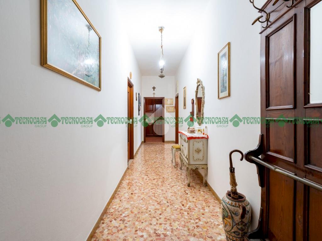 Three-room apartment Via Castiglione, Castelfranco Emilia - photo 2