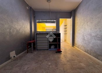 Negozio Viale Teresa Orelli, Galliate - foto 9