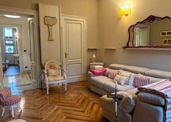 Salone - Three-room apartment Corso Re Umberto, 21 bis, Torino (neighborhood Centro) - photo 10