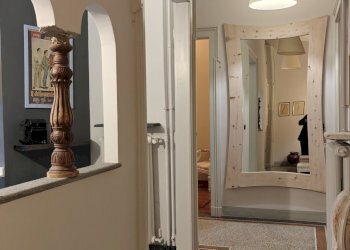 Corridoio - Three-room apartment Corso Re Umberto, 21 bis, Torino (neighborhood Centro) - photo 8