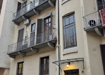Facciata interna - Three-room apartment Corso Re Umberto, 21 bis, Torino (neighborhood Centro) - photo 29