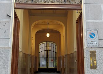 Ingresso Palazzo - Three-room apartment Corso Re Umberto, 21 bis, Torino (neighborhood Centro) - photo 2