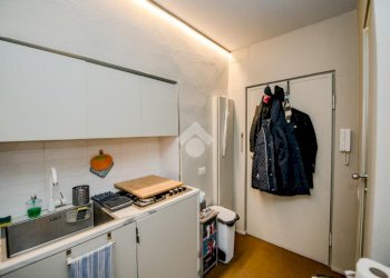 One-room apartment Viale Bligny, Milano - photo 8