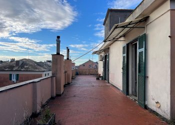 Attico VIA DONIZETTI, Genova (zona Sestri Ponente) - foto 1