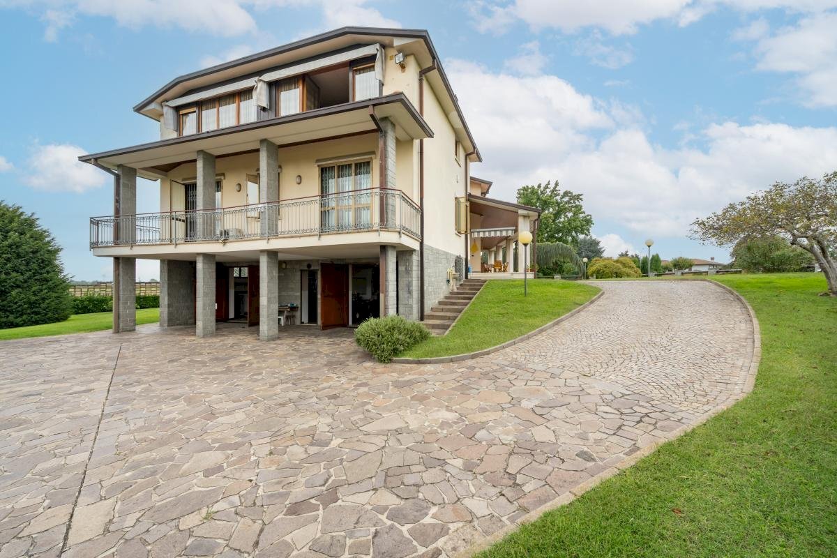 Villa Cassano d'Adda - photo 1