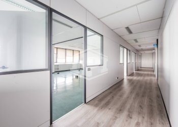 Office via de Marini, Genova (neighborhood Sampierdarena) - photo 15