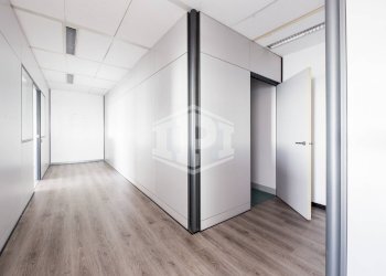 Office via de Marini, Genova (neighborhood Sampierdarena) - photo 22