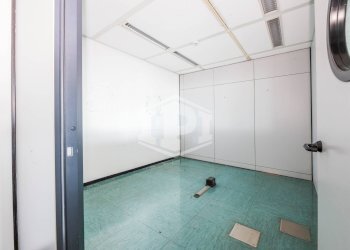 Office via de Marini, Genova (neighborhood Sampierdarena) - photo 23