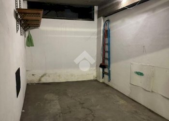 Box Via Tolmino, Torino (zona San Paolo) - foto 8