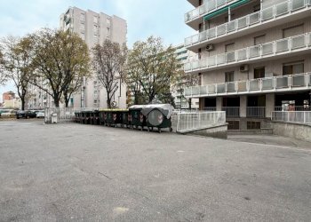 Box Corso Sebastopoli, Torino (zona Santa Rita) - foto 5