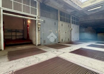 Box Corso Sebastopoli, Torino (zona Santa Rita) - foto 10