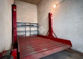 Box Corso Sebastopoli, Torino (zona Santa Rita) - foto 14