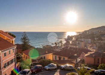 Quadrilocale Via carlo botta, Imperia - foto 11