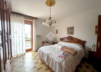 Three-room apartment Via Beccaria, Novara - photo 17