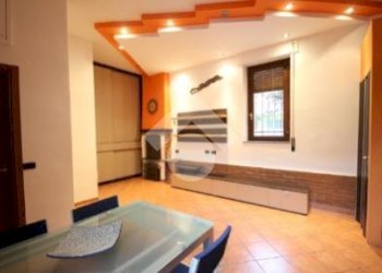 One-room apartment Via Camillo Benso Cavour, Cornaredo - photo 5