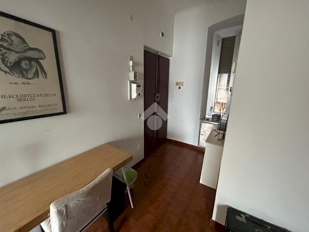 Four-room apartment Via Montaldo, Genova (neighborhood Marassi) - photo 3