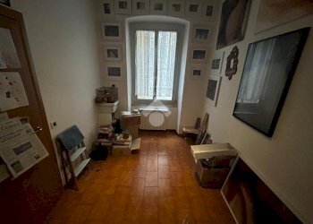 Quadrilocale Via Montaldo, Genova (zona Marassi) - foto 27