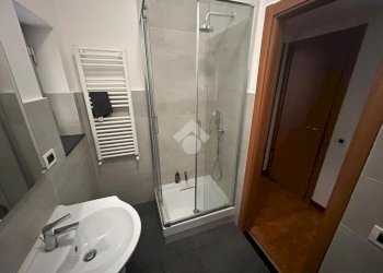 Quadrilocale Via Montaldo, Genova (zona Marassi) - foto 36