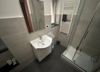 Quadrilocale Via Montaldo, Genova (zona Marassi) - foto 37