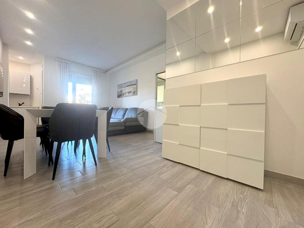 Three-room apartment Viale Raffaello Sanzio, Cesenatico - photo 3