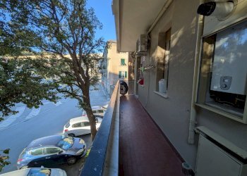 Bilocale via Giovanni Opisso, Genova (zona Pegli) - foto 1