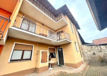 Casa semi indipendente Vicolo Pellegrino, Gozzano - foto 1