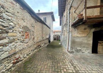Casa semi indipendente Vicolo Pellegrino, Gozzano - foto 19